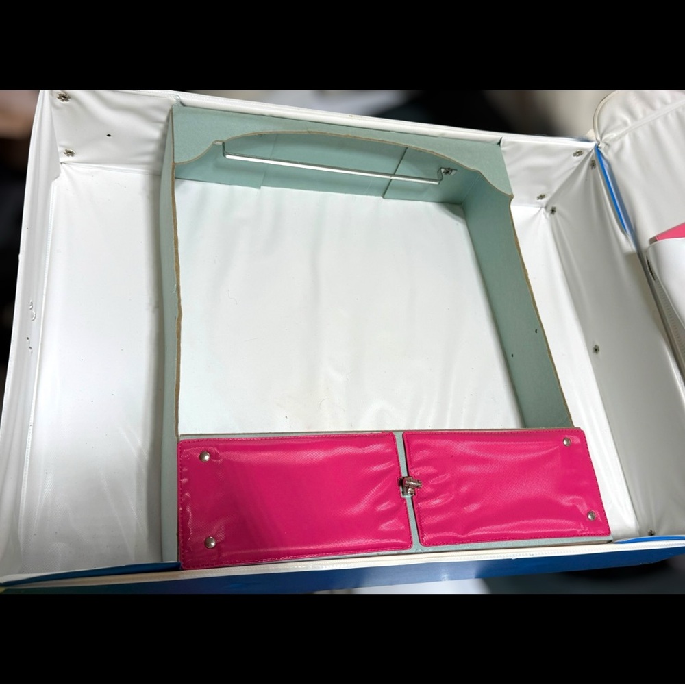 Vintage 1968 Mattel World of Barbie Double Doll Case #1007 Blue White Mod Flower - Picture 8 of 11